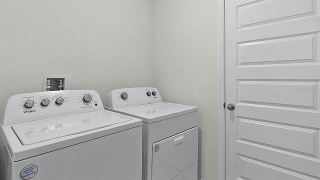 33620 SEATTLE SLEW DRIVE, Sorrento, FL 32776