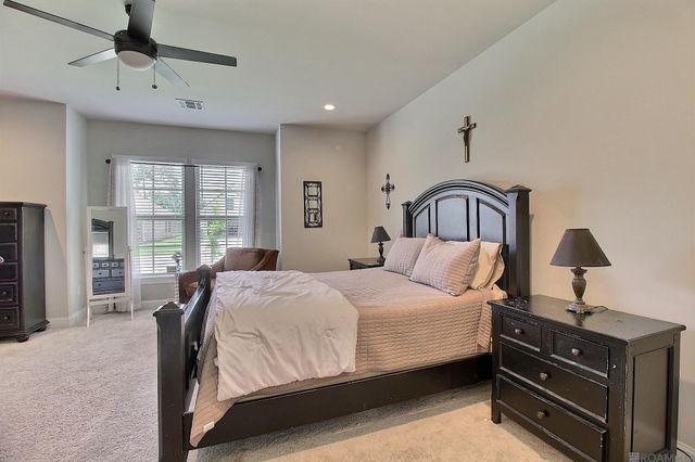 38390 Parliament Dr, Prairieville, LA 70769