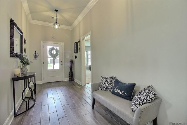38390 Parliament Dr, Prairieville, LA 70769