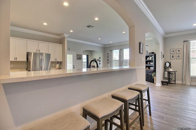 38390 Parliament Dr, Prairieville, LA 70769