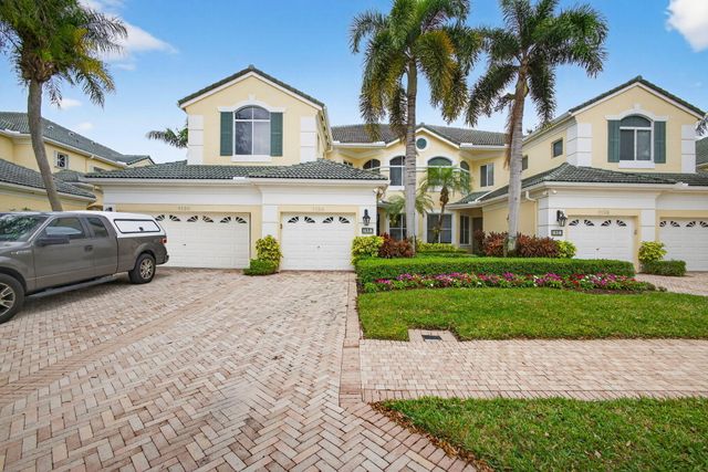 113 Palm Point Circle A, Palm Beach Gardens, FL 33418