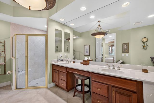 113 Palm Point Circle A, Palm Beach Gardens, FL 33418