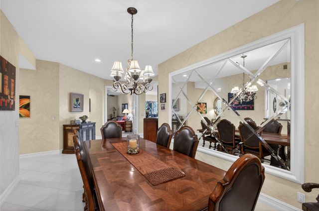 113 Palm Point Circle A, Palm Beach Gardens, FL 33418