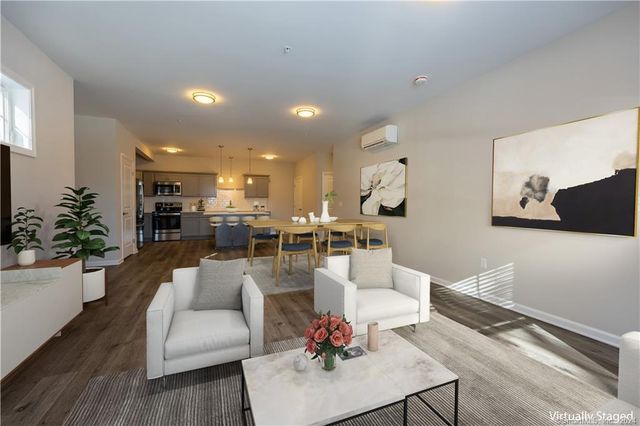 64 East Mitchell Avenue 26, Cheshire, CT 06410