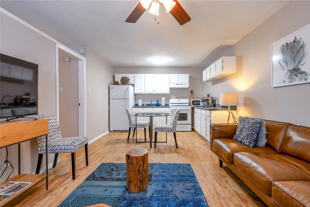 1616 W 6th ST 106, Austin, TX 78703