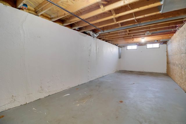 35080 Mabon Drive, Clinton Twp, MI 48035