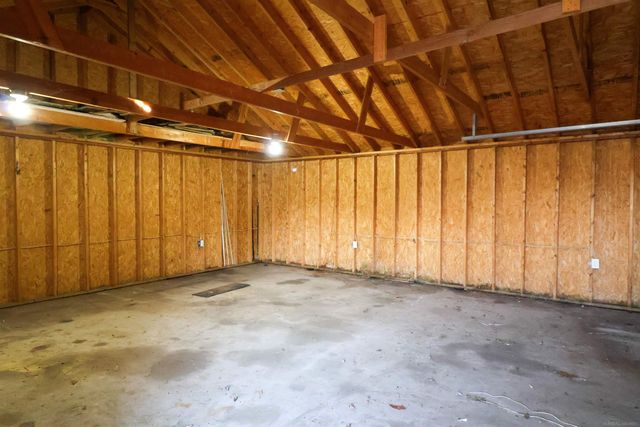 35080 Mabon Drive, Clinton Twp, MI 48035