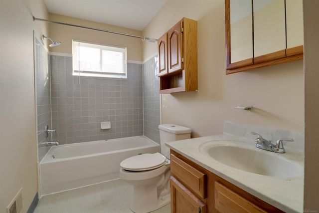 35080 Mabon Drive, Clinton Twp, MI 48035