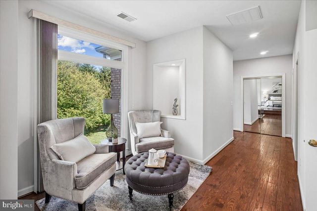 11040 HEATHLAND DR, Oakton, VA 22124