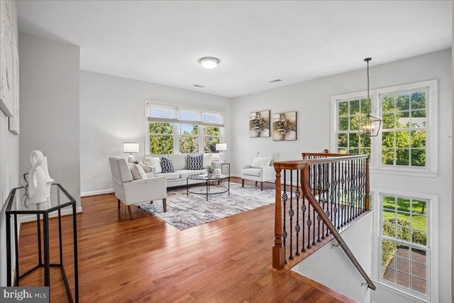 11040 HEATHLAND DR, Oakton, VA 22124