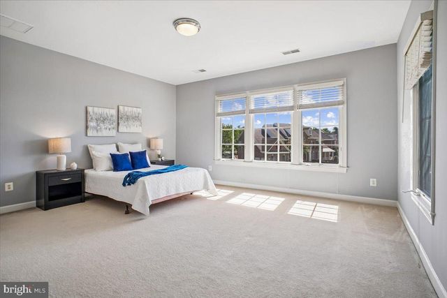 11040 HEATHLAND DR, Oakton, VA 22124