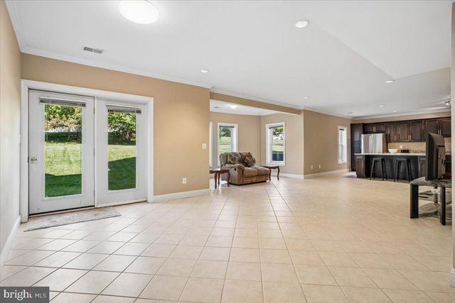 11040 HEATHLAND DR, Oakton, VA 22124