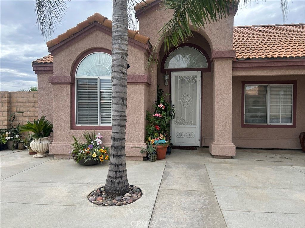 733 Periwinkle, Perris, CA 92571 — photo 2