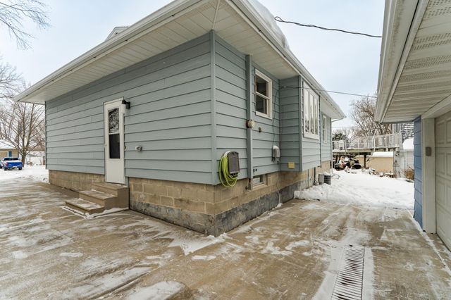 4054 4th Place NW, Rochester, MN 55901