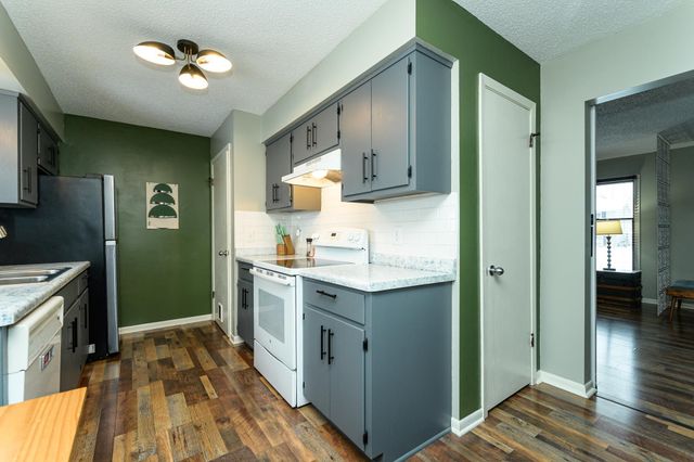 4054 4th Place NW, Rochester, MN 55901