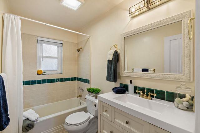 665 Pine Avenue, Pacific Grove, CA 93950