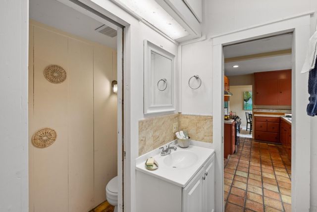 665 Pine Avenue, Pacific Grove, CA 93950