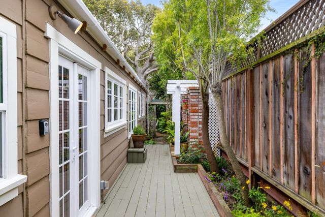 665 Pine Avenue, Pacific Grove, CA 93950