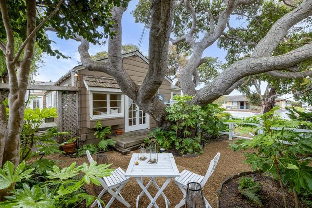665 Pine Avenue, Pacific Grove, CA 93950