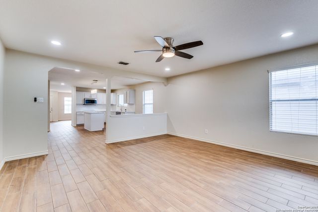 13327 Asbury Vis, San Antonio, TX 78249