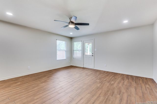 13327 Asbury Vis, San Antonio, TX 78249