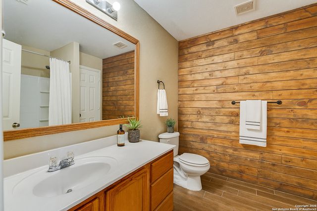 13327 Asbury Vis, San Antonio, TX 78249