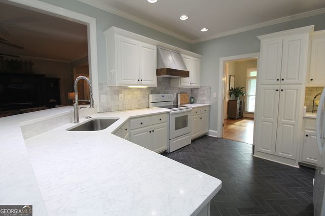 113 Etowah Drive SE, Rome, GA 30161