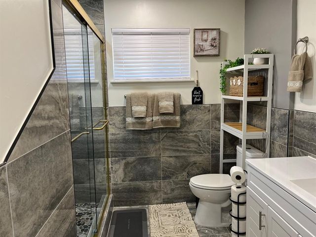 5900 NW 82nd Circle, Oklahoma City, OK 73132