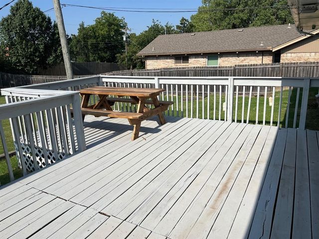 5900 NW 82nd Circle, Oklahoma City, OK 73132