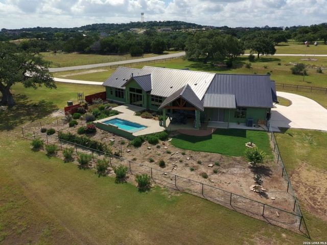 236 Bridle Chase, Bandera, TX 78003