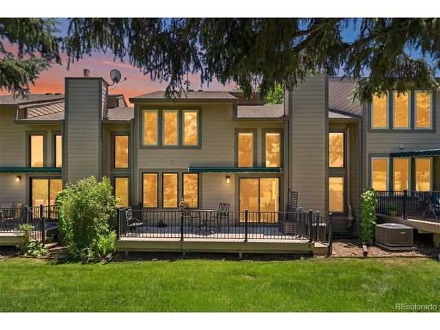 28 Woodbridge Dr, Colorado Springs, CO 80906