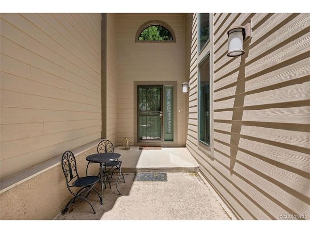 28 Woodbridge Dr, Colorado Springs, CO 80906