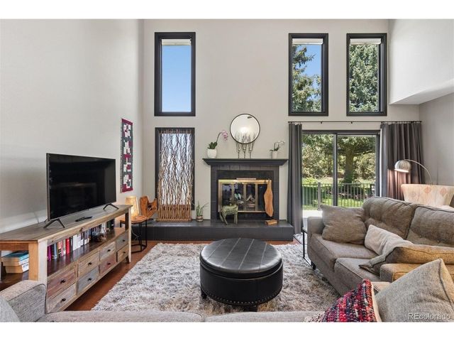 28 Woodbridge Dr, Colorado Springs, CO 80906