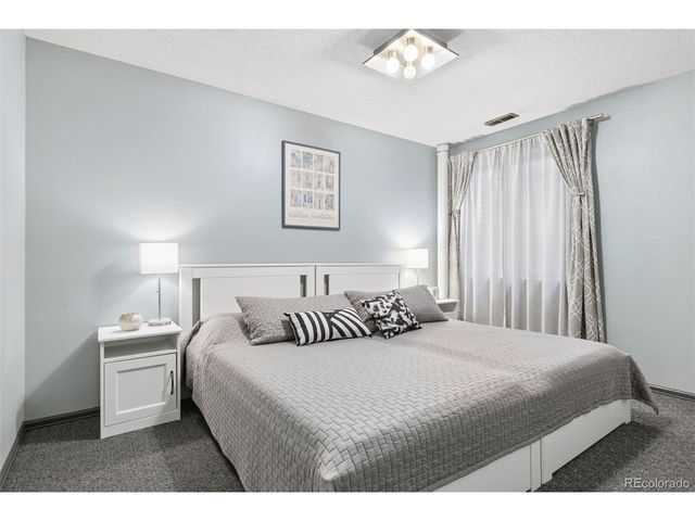 28 Woodbridge Dr, Colorado Springs, CO 80906