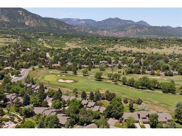 28 Woodbridge Dr, Colorado Springs, CO 80906