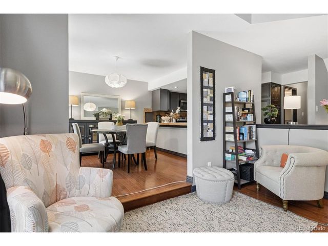 28 Woodbridge Dr, Colorado Springs, CO 80906
