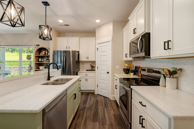 7908 Silver Oak Ct, Mount Juliet, TN 37122