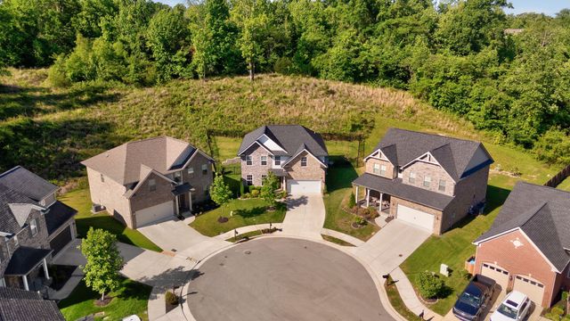 7908 Silver Oak Ct, Mount Juliet, TN 37122