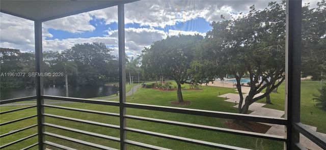 1200 Saint Charles Place 207, Pembroke Pines, FL 33026