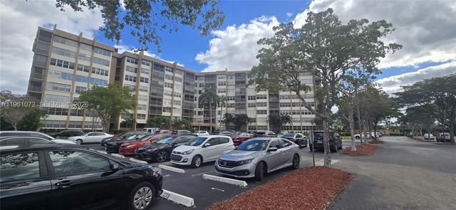1200 Saint Charles Place 207, Pembroke Pines, FL 33026