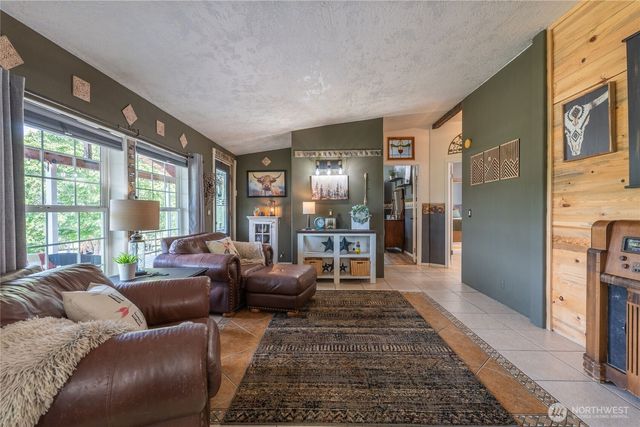 254 Macomber Road, Chehalis, WA 98532