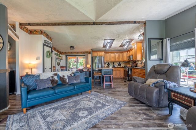 254 Macomber Road, Chehalis, WA 98532