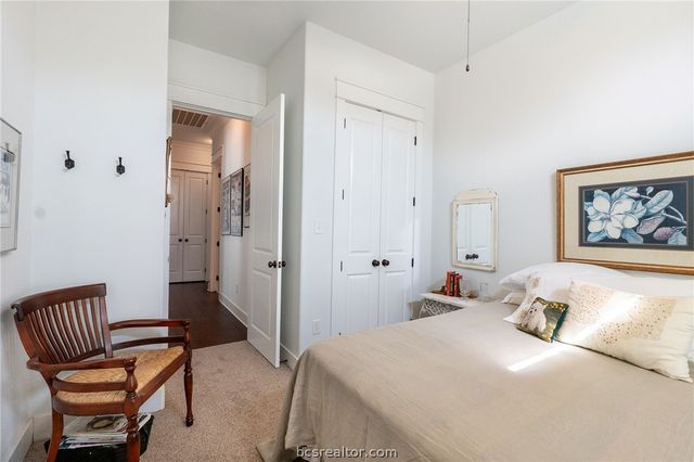 8500 Green Branch Loop, Bryan, TX 77808