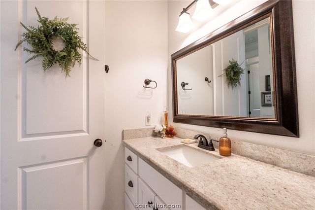 8500 Green Branch Loop, Bryan, TX 77808