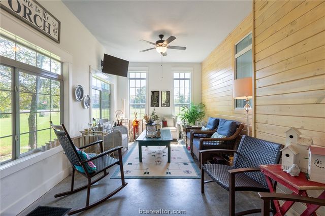 8500 Green Branch Loop, Bryan, TX 77808