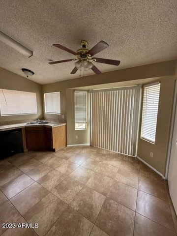 8520 W PALM Lane 1125, Phoenix, AZ 85037