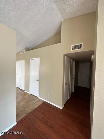 8520 W PALM Lane 1125, Phoenix, AZ 85037