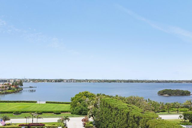 3450 S Ocean Boulevard 401, Palm Beach, FL 33480