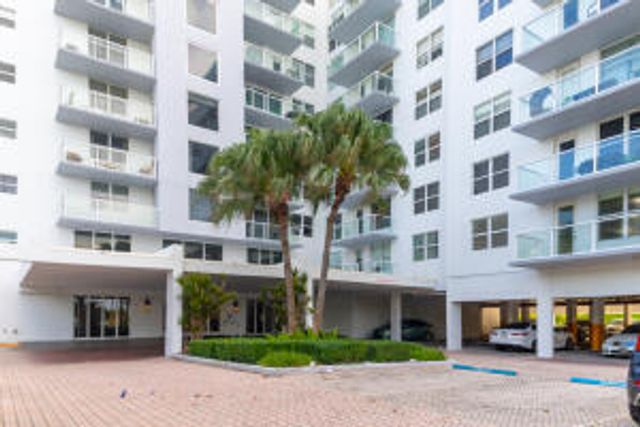 3450 S Ocean Boulevard 401, Palm Beach, FL 33480