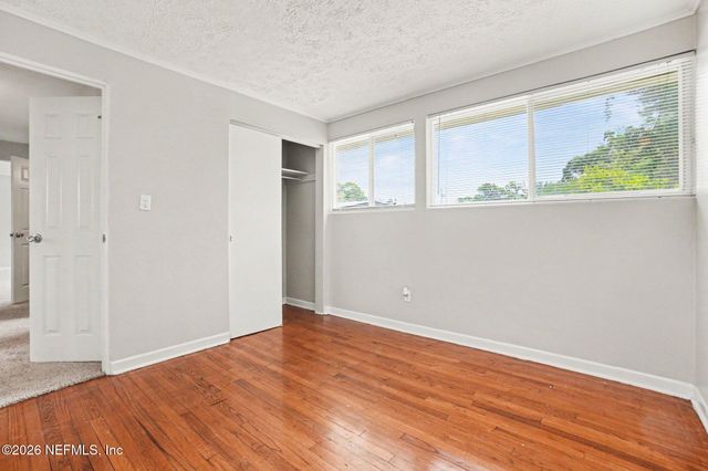 6240 ELISE Drive, Jacksonville, FL 32211